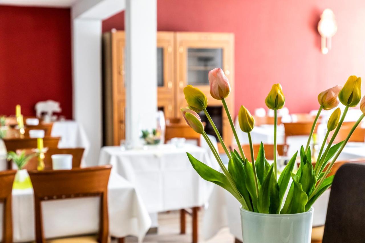 Hotel Jaegerhaus In Singen Am Hohentwiel Екстер'єр фото